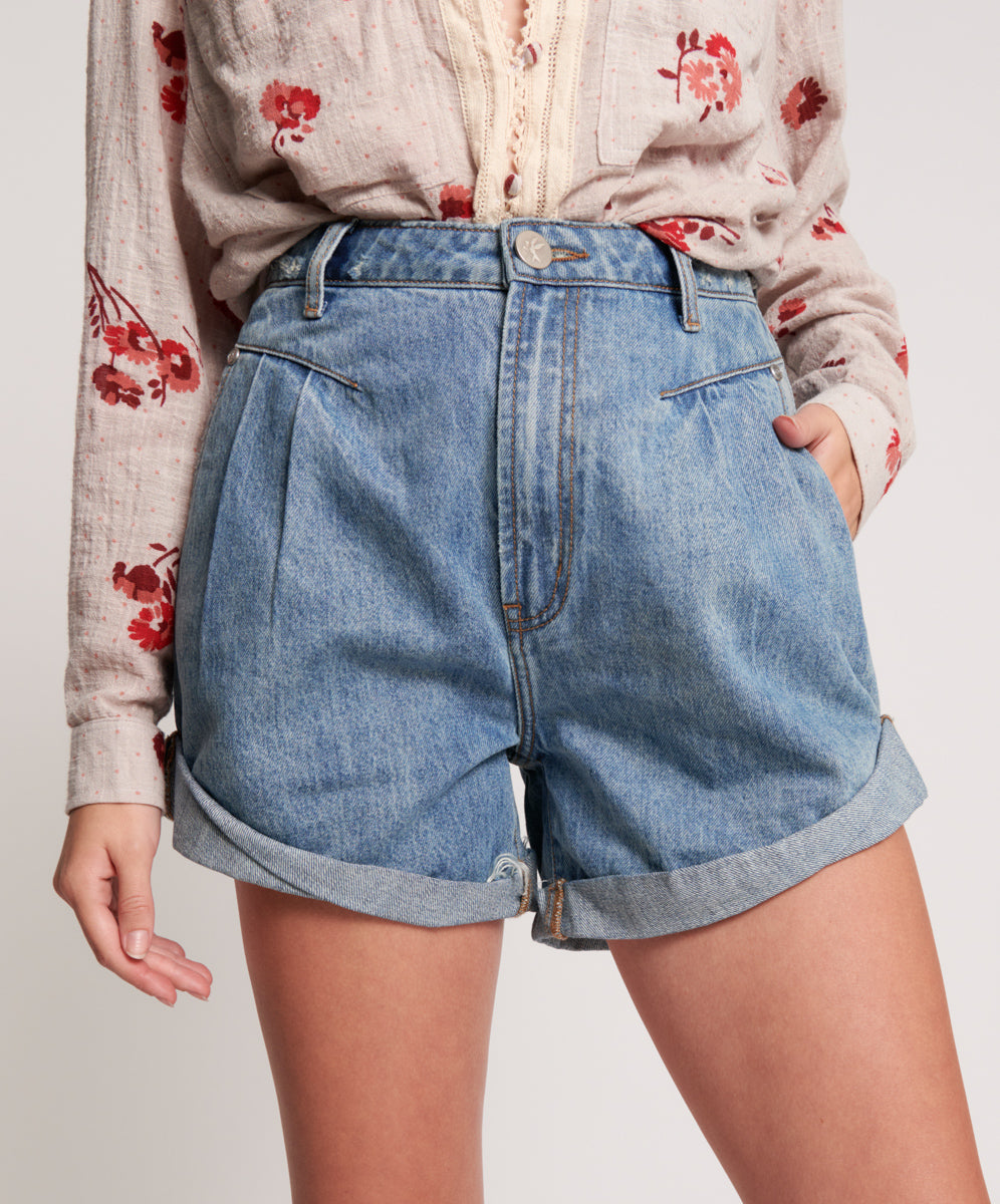 Liz Wear Vintage 80s high rise Cut Off Jean Shorts Size 25 - $50 - From  Prairie