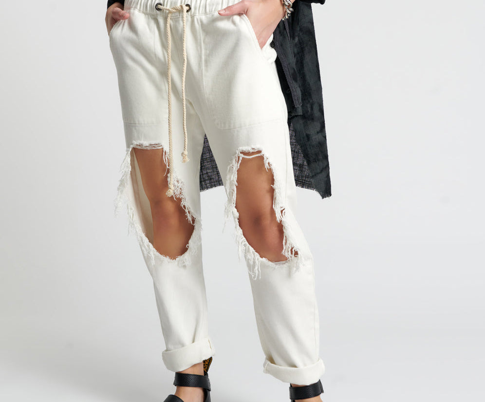 SOFT WHITE SHABBIES DRAWSTRING BOYFRIEND JEANS