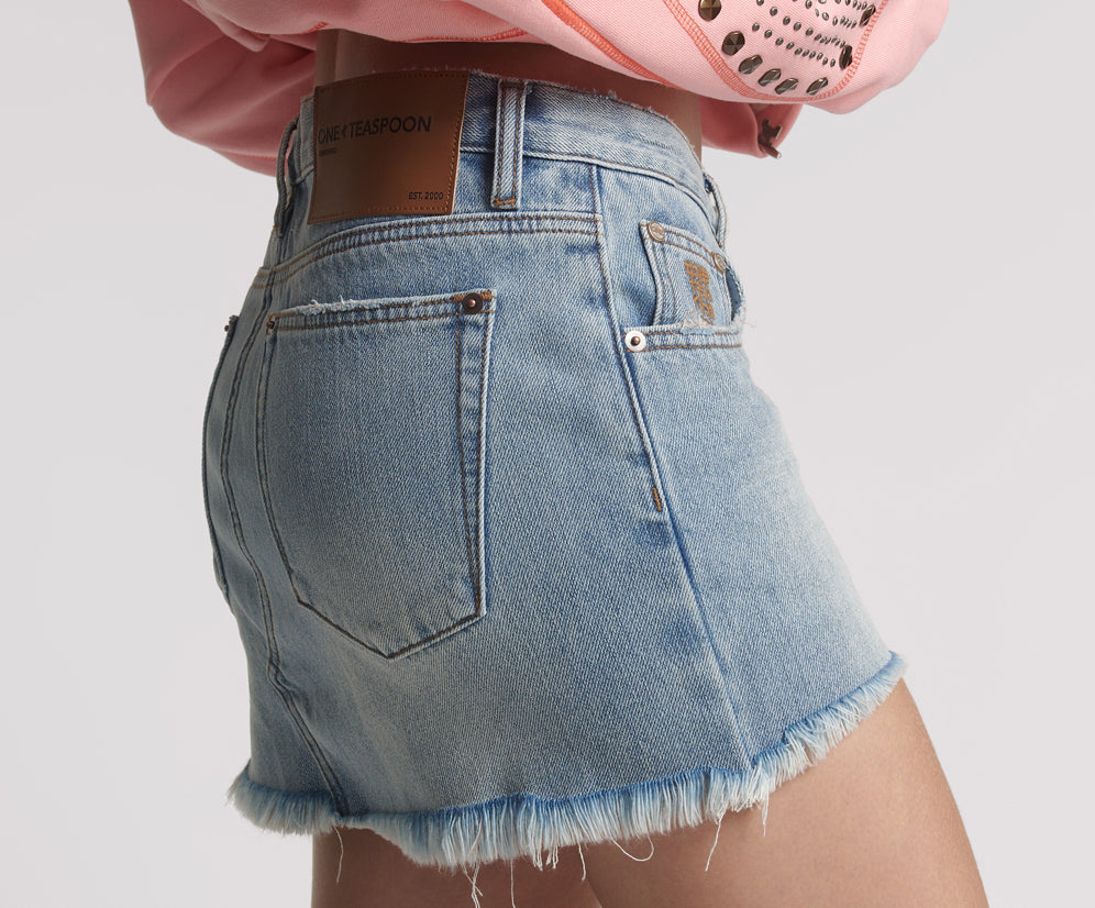 Junkyard Low Waist Relaxed Mini Denim Skirt - Blue Tobacco